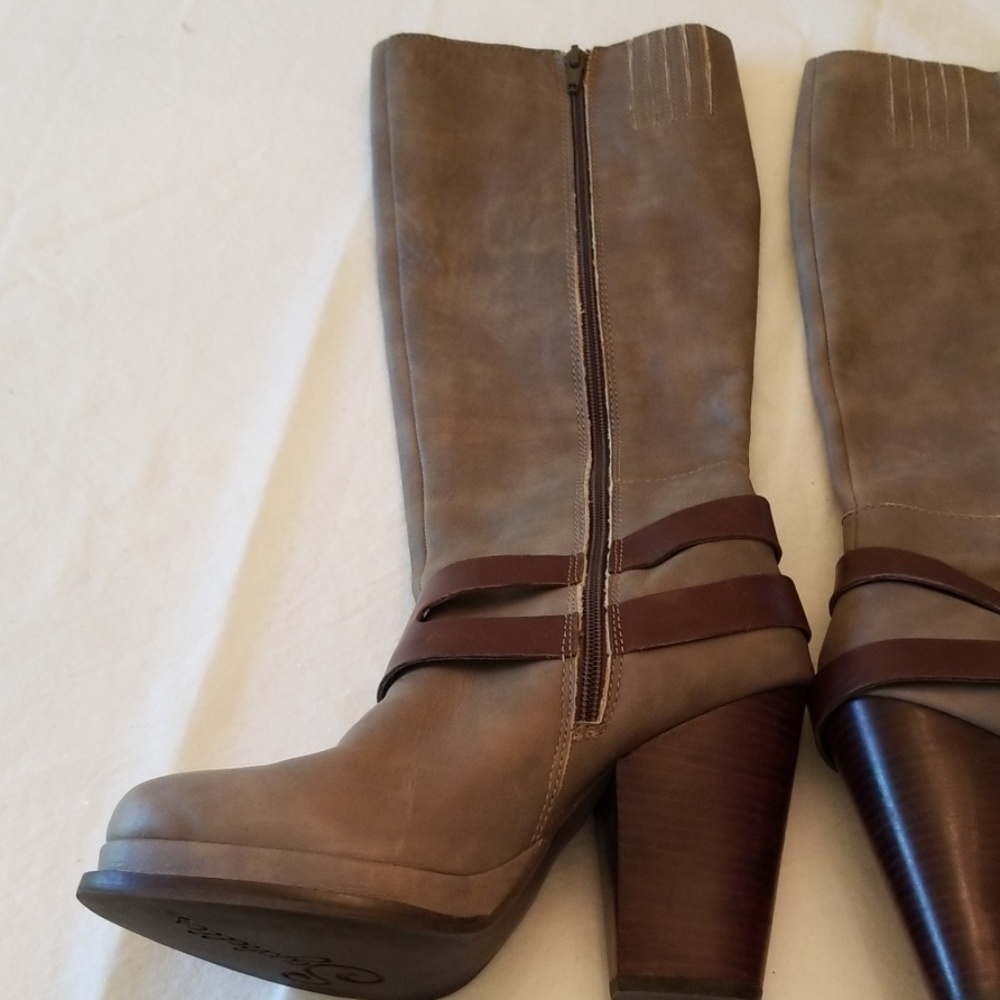 COPY - Grey boots 8